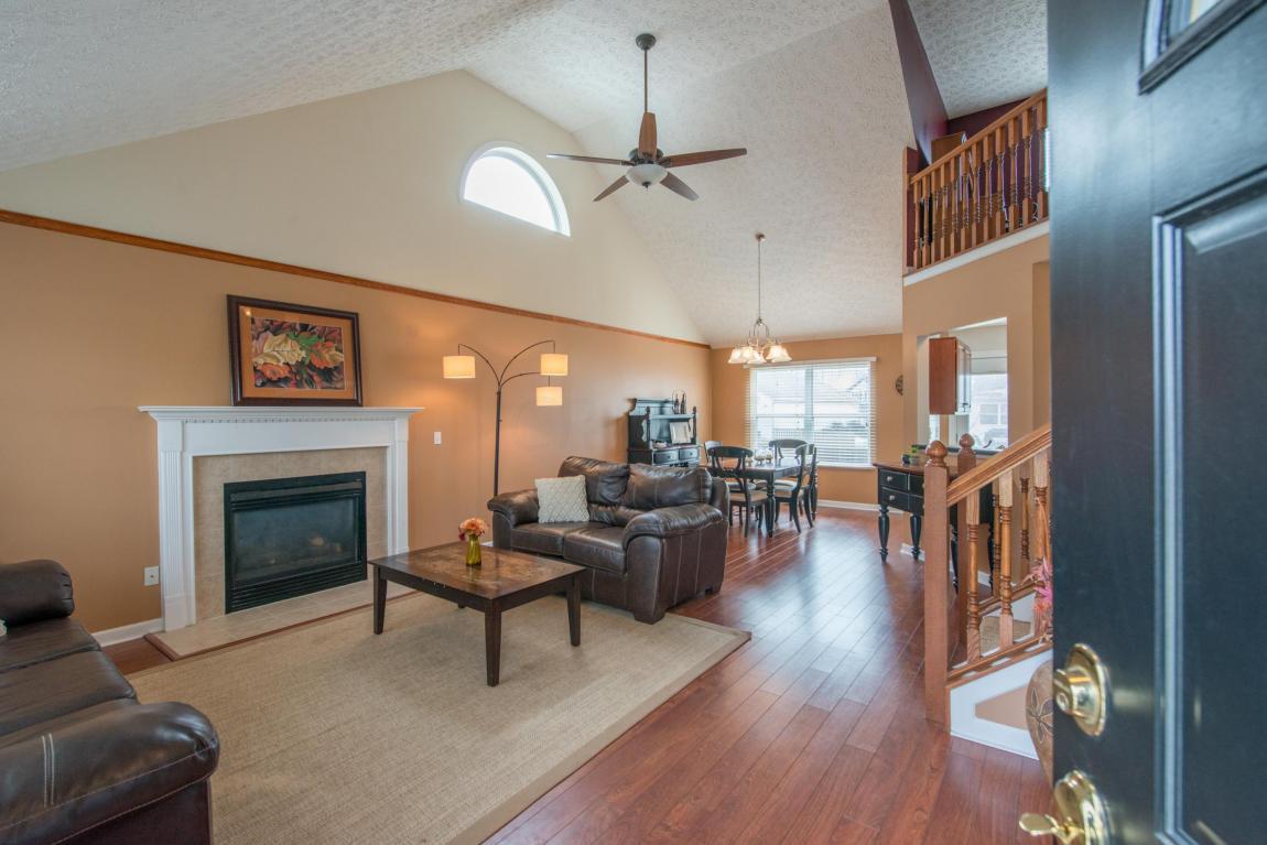 8617 Robbins Loop Drive, Reynoldsburg, OH 43068