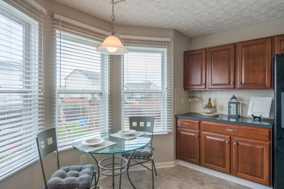 8617 Robbins Loop Drive, Reynoldsburg, OH 43068