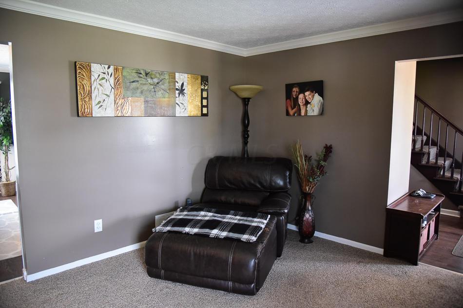 212 Needlewood Lane, Reynoldsburg, OH 43068