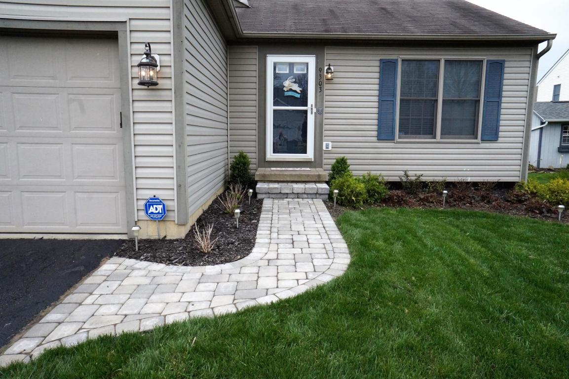 9303 Huggins Lane, Reynoldsburg, OH 43068