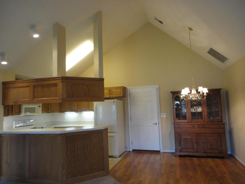 6663 Henschen Circle, Westerville, OH 43082