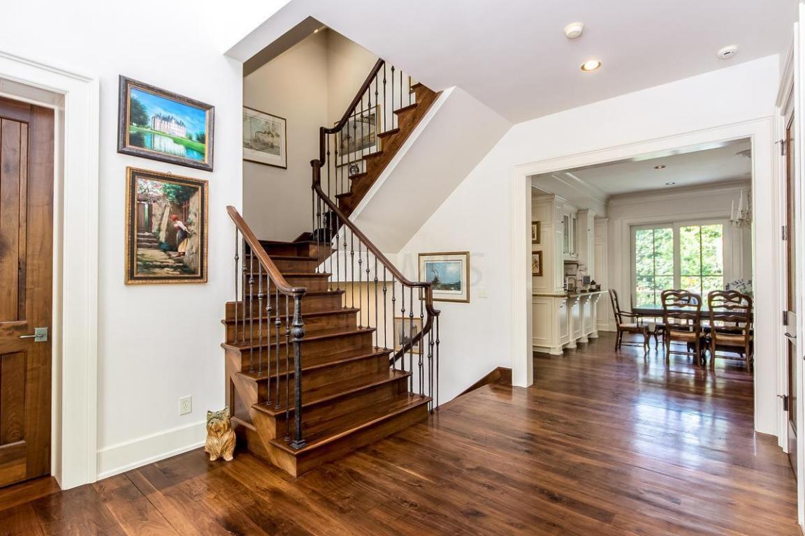 7648 Silver Lake Court, Westerville, OH 43082