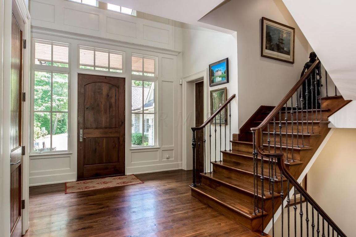 7648 Silver Lake Court, Westerville, OH 43082