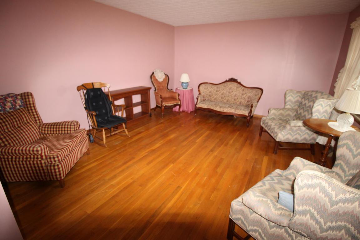6166 Douglas Drive, Canal Winchester, OH 43110