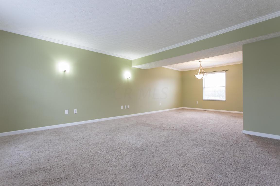 6437 Hemmingford Drive, Canal Winchester, OH 43110