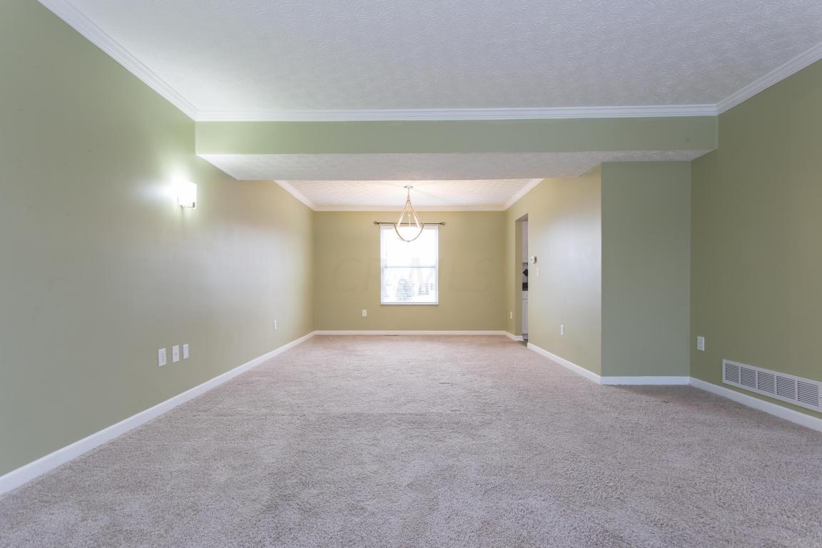 6437 Hemmingford Drive, Canal Winchester, OH 43110