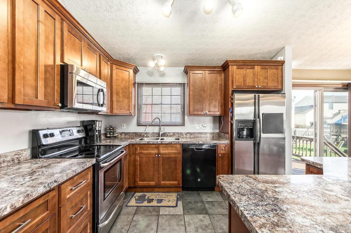 2087 Sunrush Court, Grove City, OH 43123
