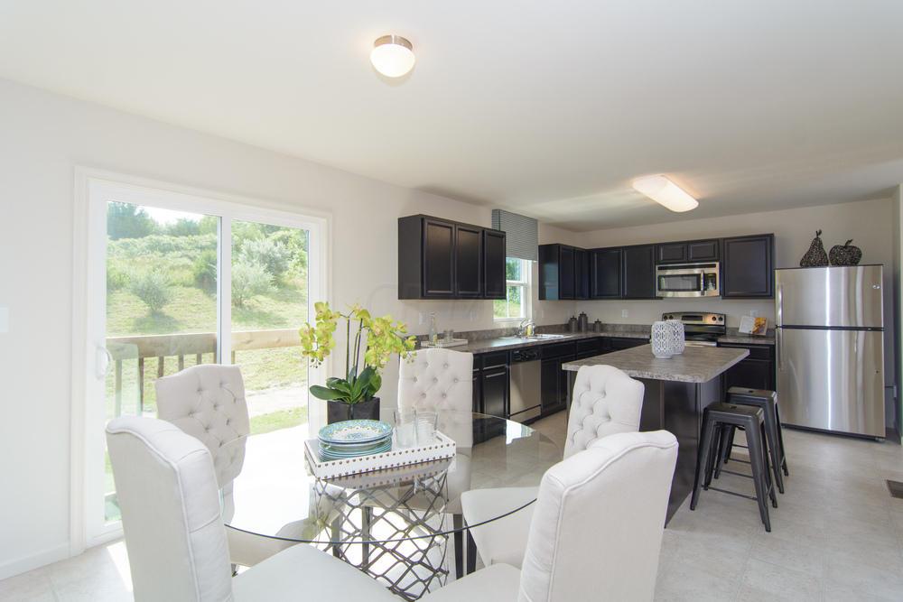 2575 Sun Ridge Court, Lancaster, OH 43130