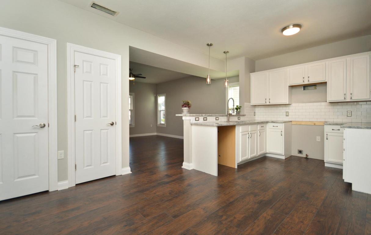 829 Carpenter Street, Columbus, OH 43206