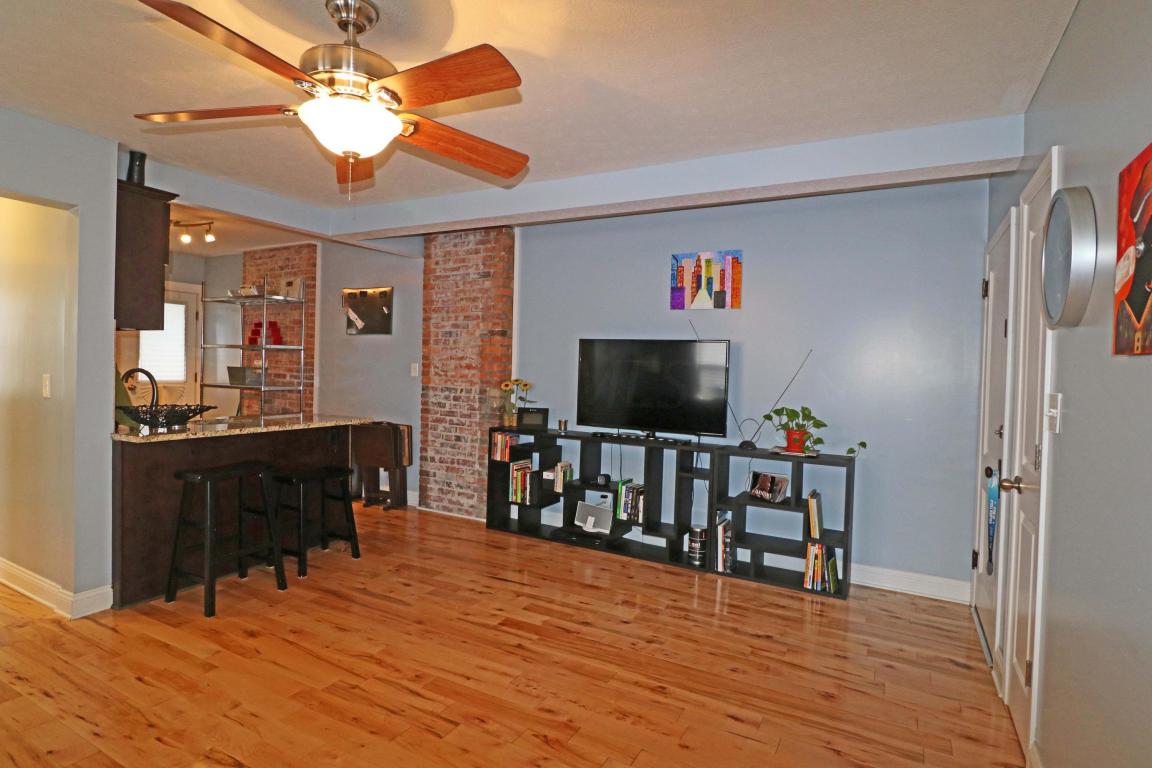 1073 Northwest Boulevard, Columbus, OH 43212