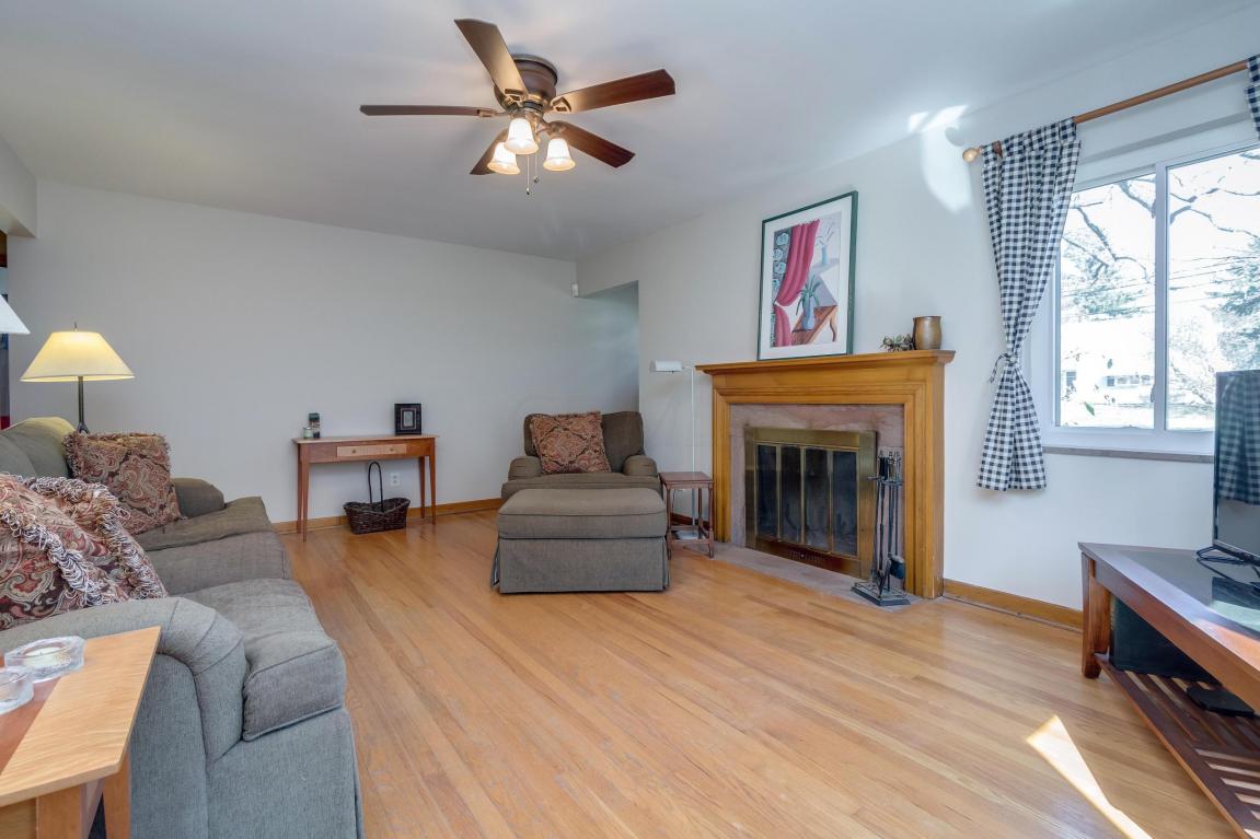 4833 Sharon Avenue, Columbus, OH 43214