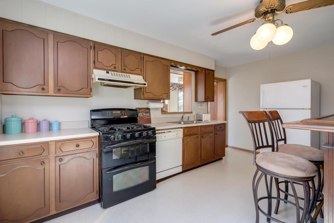 4833 Sharon Avenue, Columbus, OH 43214