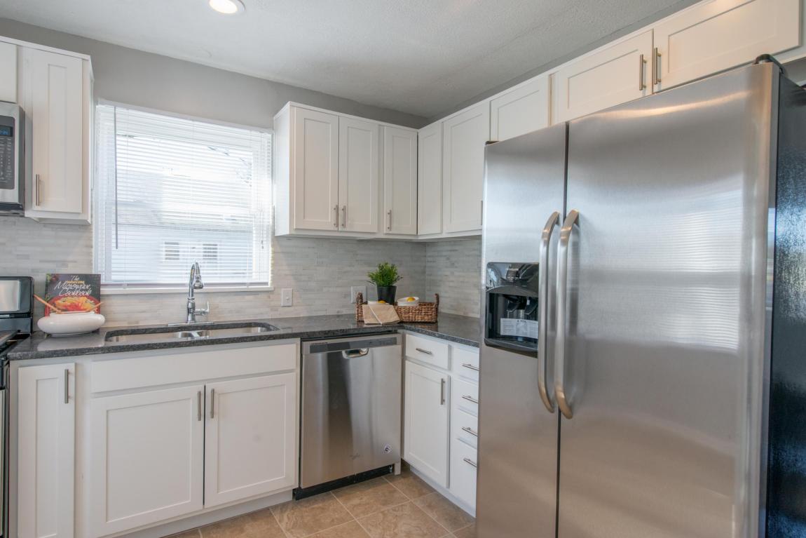 513 Morse Road, Columbus, OH 43214