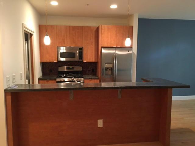 845 N High Street, Columbus, OH 43215