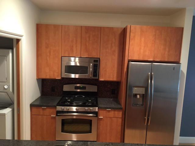 845 N High Street, Columbus, OH 43215