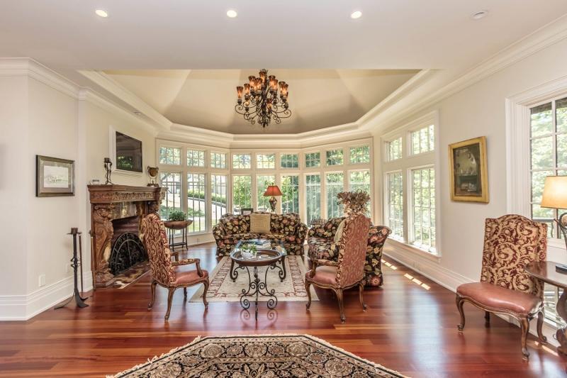 4899 Oldbridge Drive, Upper Arlington, OH 43220