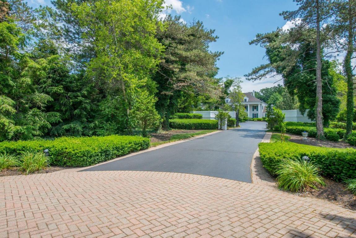 5050 Squirrel Bend, Columbus, OH 43220