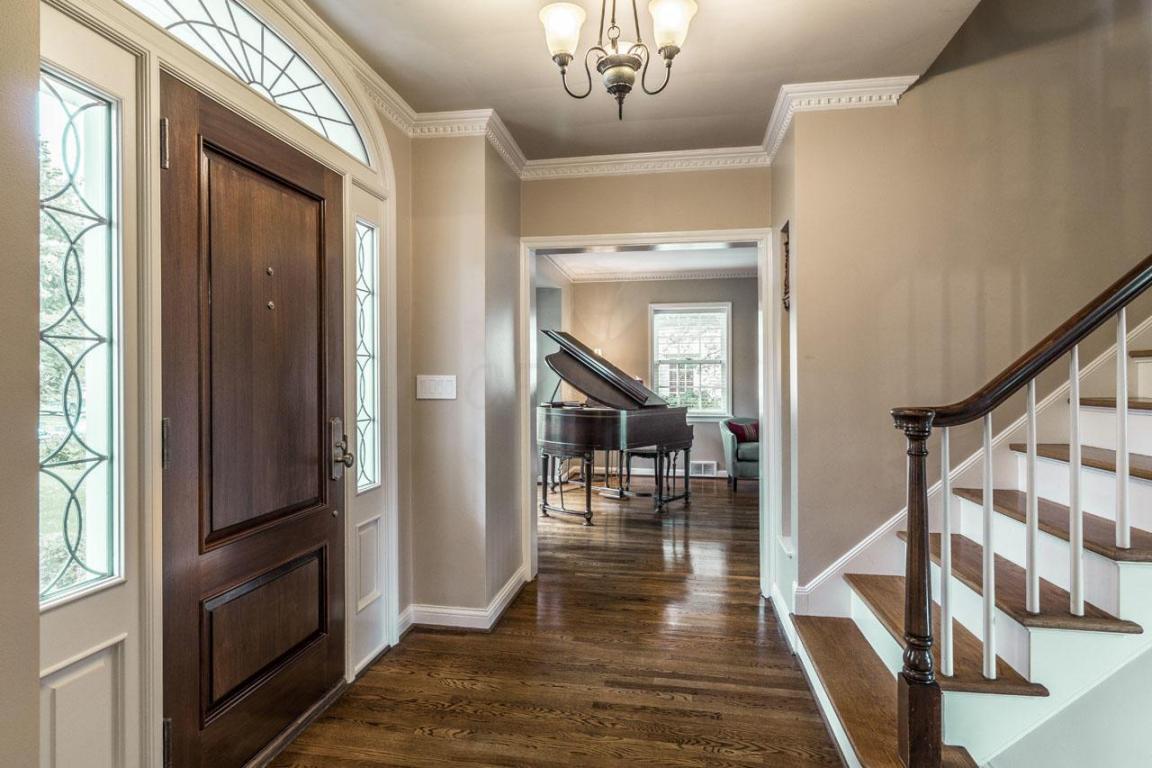 2516 Onandaga Drive, Upper Arlington, OH 43221