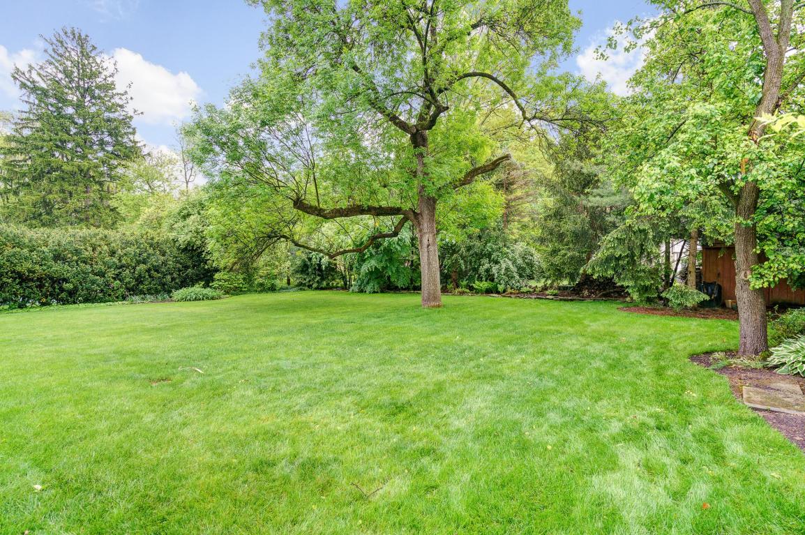 2355 Onandaga Drive, Upper Arlington, OH 43221