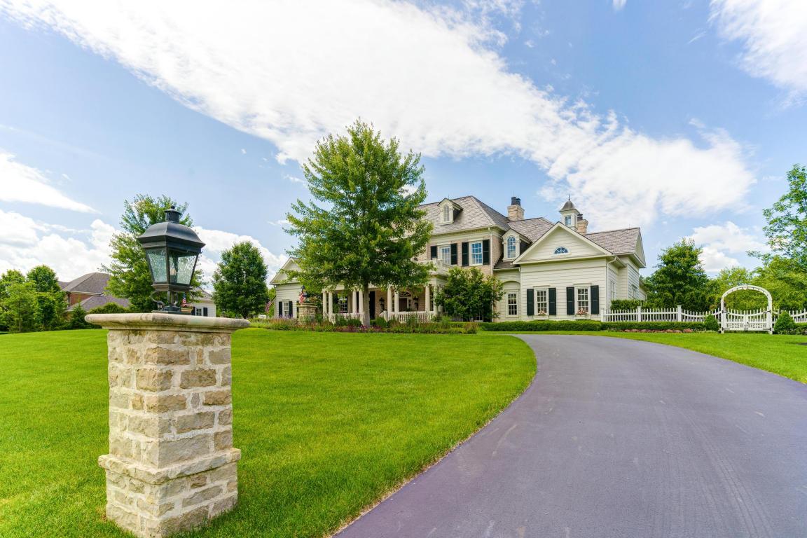 2335 Lane Woods Drive, Upper Arlington, OH 43221
