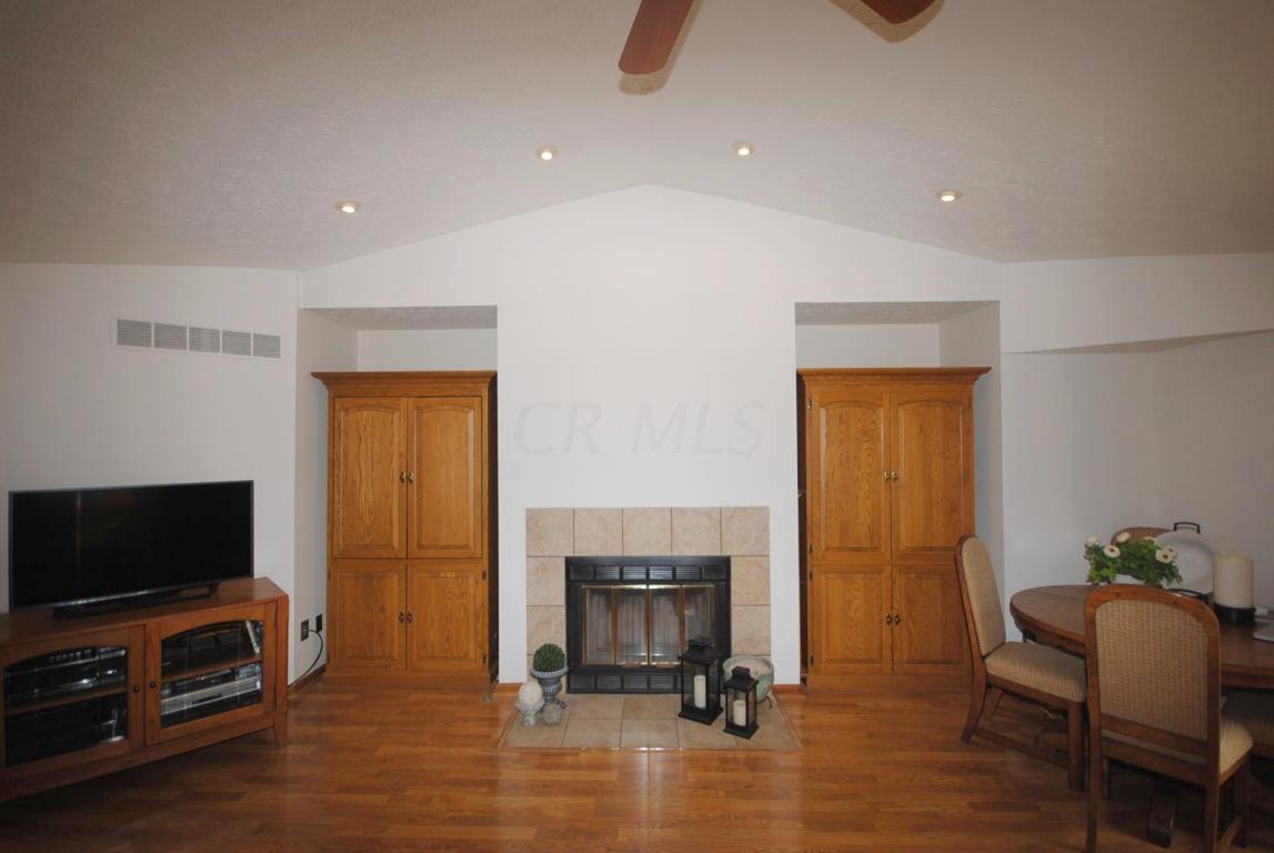 1588 Bendelow Drive, Columbus, OH 43228