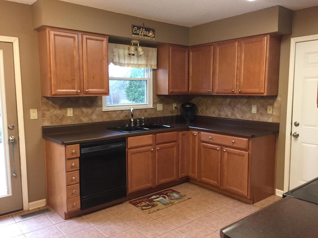 440 Sandburr Drive, Gahanna, OH 43230