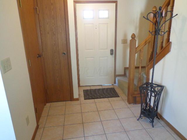 1605 Sunglade Court, Columbus, OH 43235