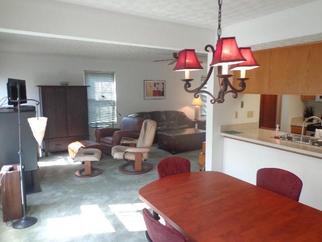 1605 Sunglade Court, Columbus, OH 43235