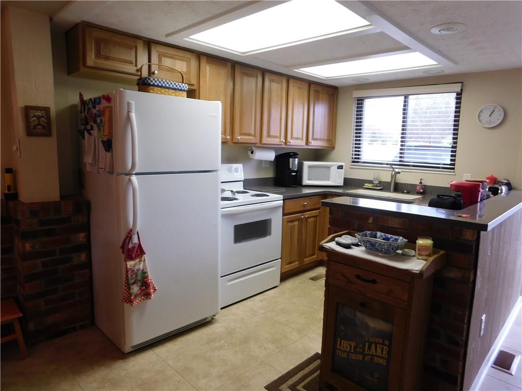 10243 C R 286, Huntsville, OH43324