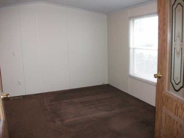 Woodside Terrace 183 West CrosspathHolland, OH 43528