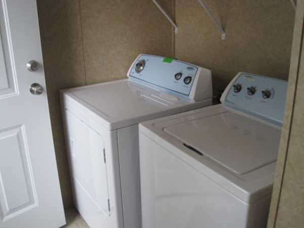 Woodside Terrace 192 East CrosspathHolland, OH 43528