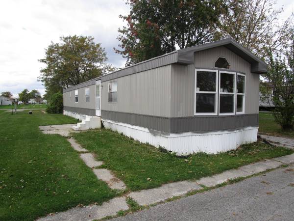 Friendly Village 27696 Oregon Road #543Perrysburg, OH 43551