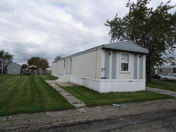 Friendly Village 27696 Oregon Road #406Perrysburg, OH 43551