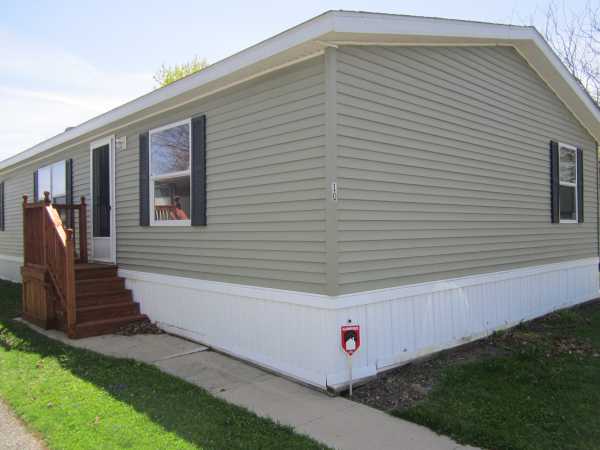 Willowbrook MHC 5001 South Ave Lot 10Toledo, OH 43615