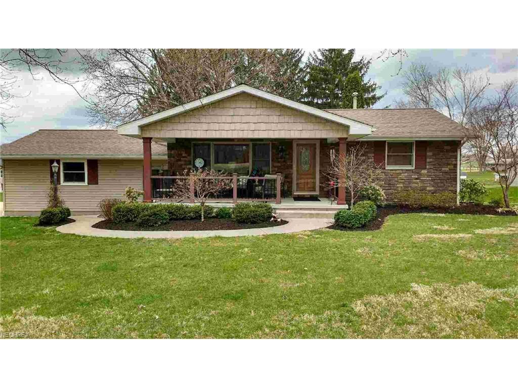 335 Marsha Ln, Zanesville, OH 43701