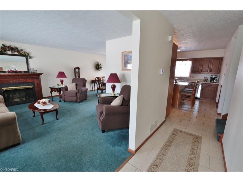 3015 Shaw Rd, Zanesville, OH 43701
