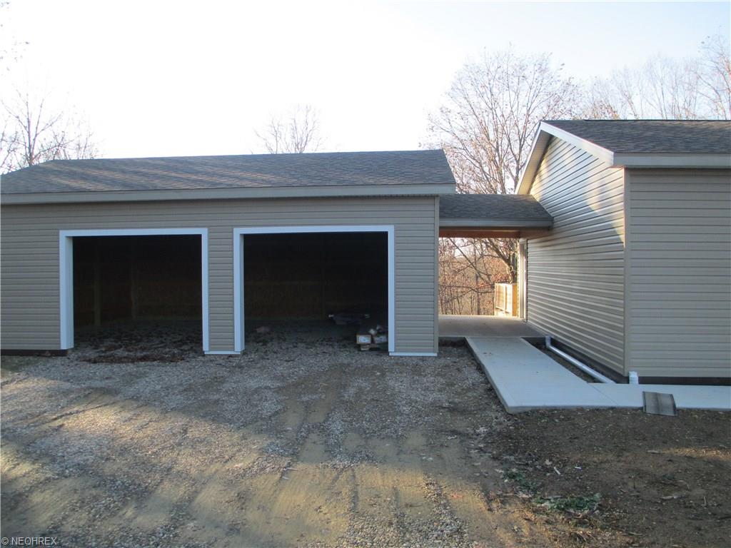 5490 Skyline Dr, Cambridge, OH 43725