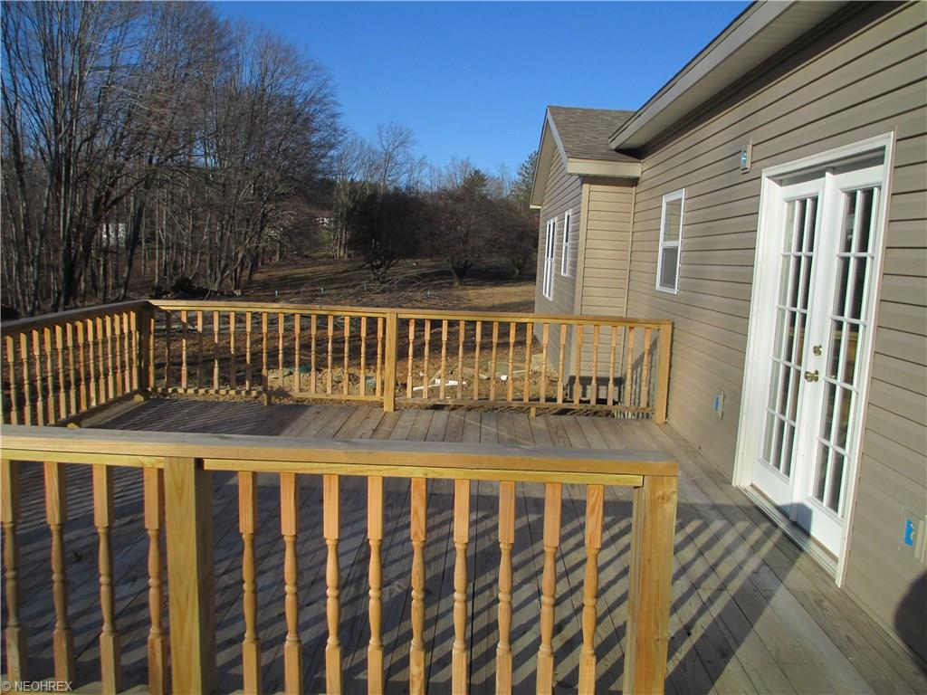 5490 Skyline Dr, Cambridge, OH 43725