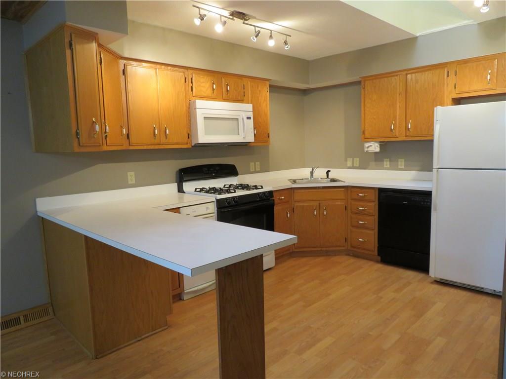 9945 Claysville Rd, Chandlersville, OH 43727