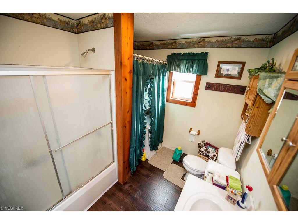 18164 Laughman Rd, Lore City, OH 43755