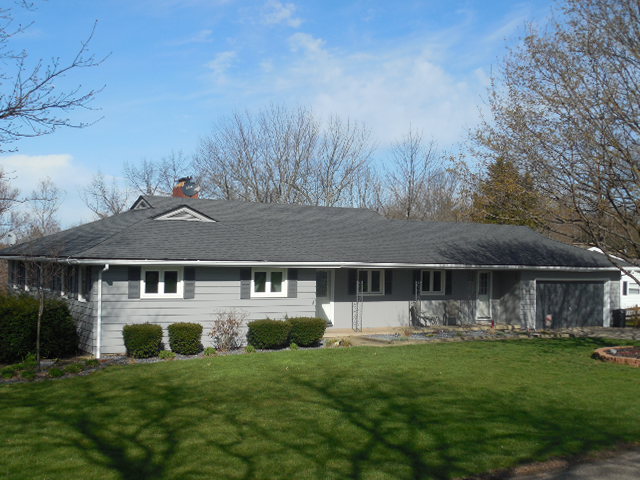 740 Ridgewood Dr., Coshocton, OH 43812