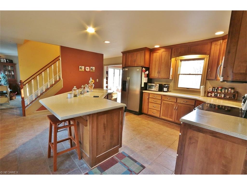 2530 Carol Ln, Dresden, OH 43821