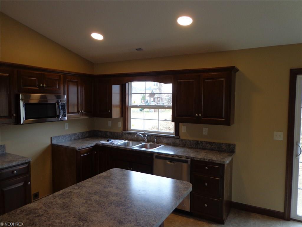 3090 Jacks Fairway, Nashport, OH 43830