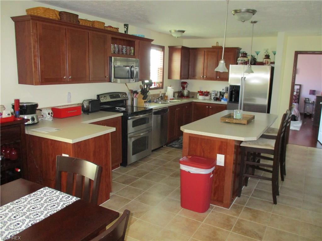 2825 Jacks Fairway, Nashport, OH 43830