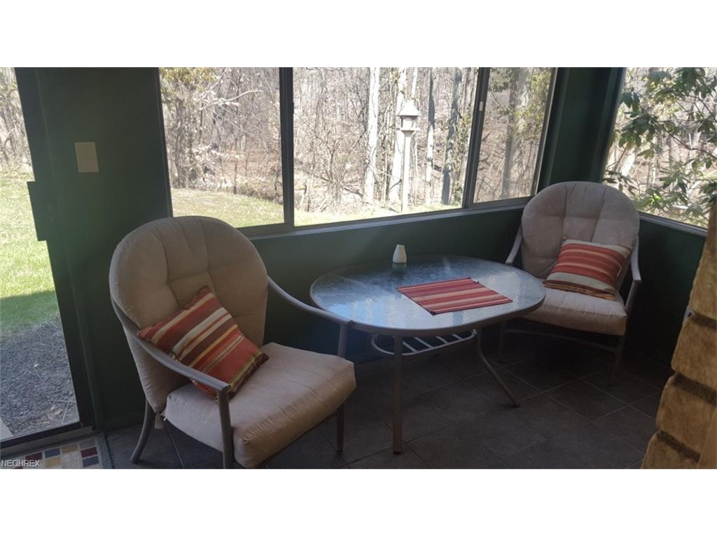 2355 Richvale Rd, Nashport, OH 43830