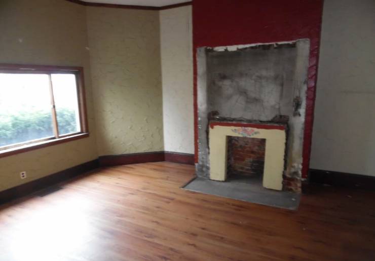 845 Saint George StEast Liverpool, OH, 43920Columbiana County