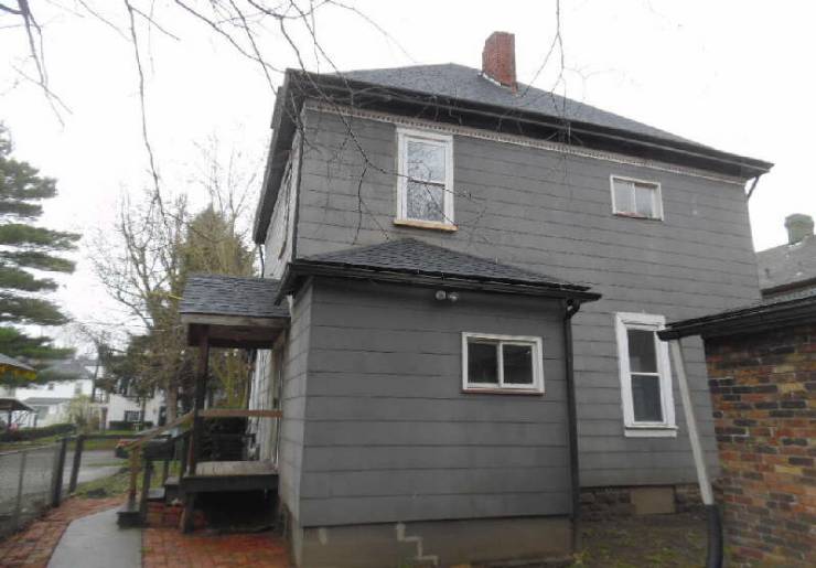 845 Saint George StEast Liverpool, OH, 43920Columbiana County