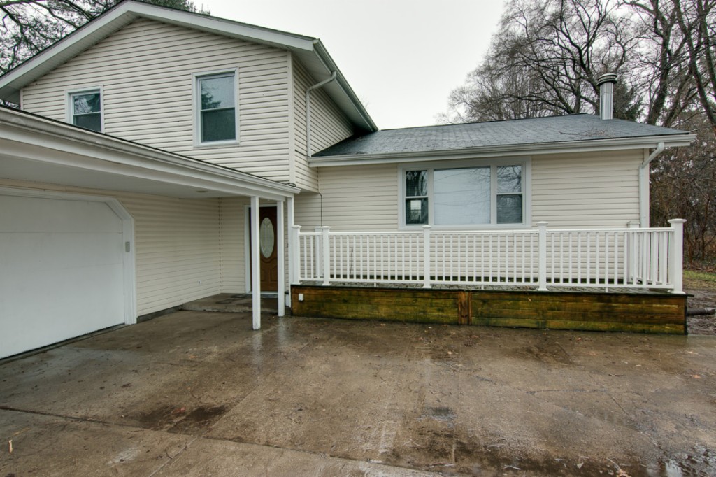 48623 Middle Ridge Rd, Amherst, OH 44001