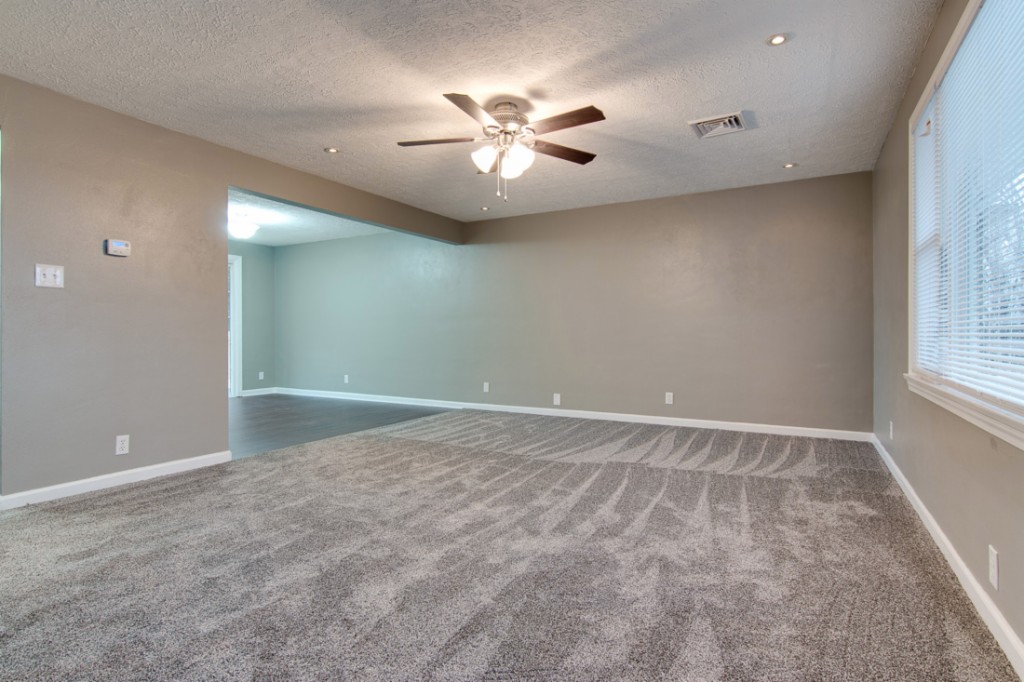 48623 Middle Ridge Rd, Amherst, OH 44001