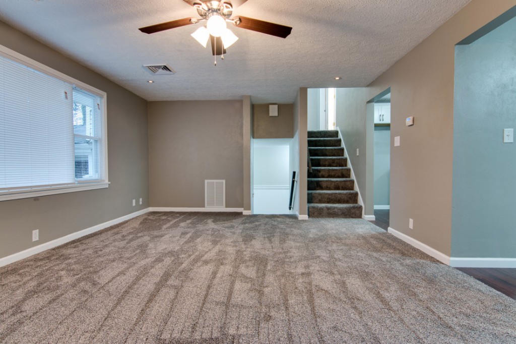 48623 Middle Ridge Rd, Amherst, OH 44001